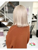 ヴィル(VILLE)&nbsp;ショート/ボブ/レイヤーカット/顔まわりカット/髪質改善/鈴鹿