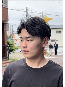 ガオプロデュースバイレボ(gao produced by revo) メンズパーマ/フェザーショート/社会人ヘア/刈り上げ/ビジネス