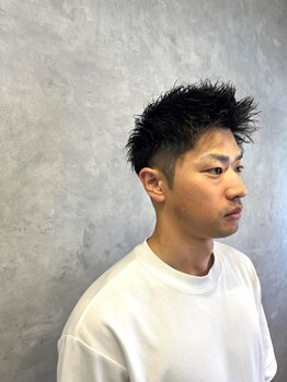 メンズからの支持も高い。カット技術が高いから、朝のセットも簡単に！ON・OFFキマるスタイルが叶う！