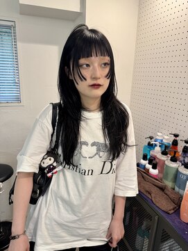 シイ(SIE) デザインカット 眉ブリーチ