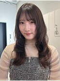 顔周りレイヤーカットくびれヘアミルクティーベージュカラー