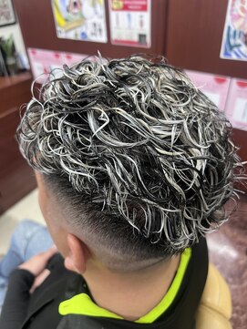 サラ HAIR&MAKE SALA 相模大塚店 極道パーマ