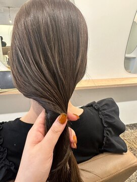 ユッカ 京橋(YUCCA) 【 YUCCA 】大人可愛い20代30代40代 ミディアム/ツヤカラー