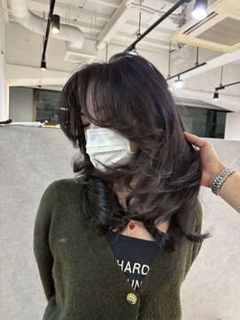 メリー オオサカ(Merly Osaka) レイヤーカット/似合わせカット