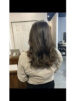 レイリー(LAiLy)&nbsp;透明感　オリーブ