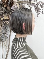 ベルム(Belme)&nbsp;ハイライトペールベージュボブ