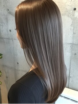 マイン(MAEN) グレーベージュ