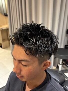 レボ 片町店(Revo) スタイリング簡単!スパイキーショート!