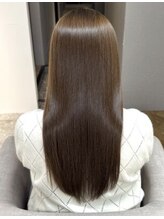 髪を傷ませない「徹底したダメージレスへのこだわり」