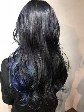 モノ アンド イニ(Mono & inni) 【奈良/inni hair】インナーカラー