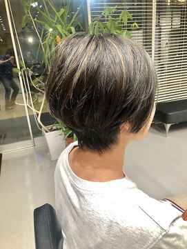 ザ シー 橋本(The C) 夏にオススメハイライトショートヘア