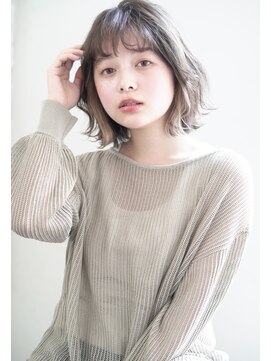 ジョエミバイアンアミ(joemi by Un ami) 《joemi 新宿》くしゅっと毛先パーマの外ハネボブ　近江