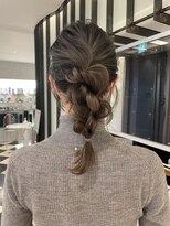 簡単ポニーアレンジ