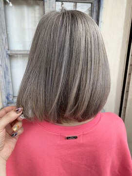 エイミーバイアフロート(amie by afloat) * くすみベージュで赤味ゼロ◎な夏色ハイトーン