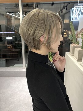 ファイブバイジエクト 堀江(FIVE by The Ect) ハイトーンミルクティーベージュ×大人可愛い色気ショート☆2