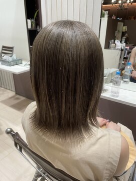 イースト(YEAST) ダブルカラー