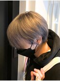 ホワイトグレージュ/ショート