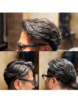 バルビエレ銀座(BARBIERE GINZA)&nbsp;パーマ×ツーブロックスタイル