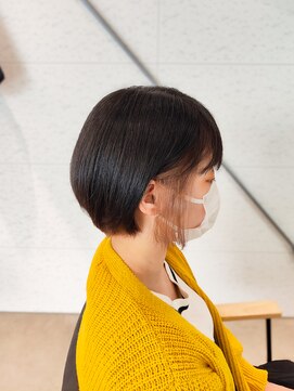 ビーヒアナウ N゜03 金沢駅西店(BE HERE NOW) インナーカラー/ベージュ/丸みショート/髪質改善/似合わせカット