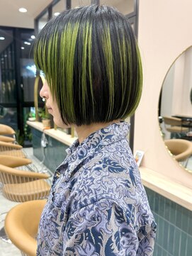 イギー(igggy) ◎ミニボブ/ブラック×グリーン