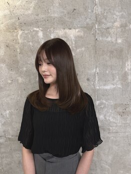 オクサ(oxa)の写真/髪の悩みも魅力に変える提案力◎一人ひとりに寄り添う丁寧な施術で、あなたの理想のスタイルを叶えますー。