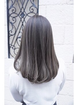 ティンク センター南 (Tink) ハイライト/グレージュ/ロング