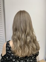 ラピスタ 池袋(Lapista)&nbsp;韓国ヘアレイヤーカットダブルハイライトカラー【Lapista池袋】