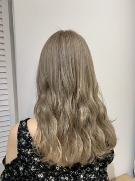 ラピスタ 池袋(Lapista) 韓国ヘアレイヤーカットダブルハイライトカラー【Lapista池袋】