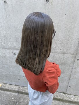 ロンドアベニール 北千住(Lond avenir) まとまるミディアムストレート☆カーキアッシュ　西田大樹