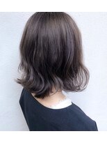 モルニ(MORNI)&nbsp;グレージュ_マロンベージュ Aラインボブ かきあげ