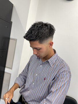 メンズサロンドットリアン(dot. lien) フェードメンズ刈り上げバーバースタイルスキンフェード短髪