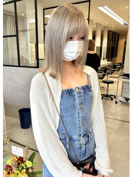 ムード タテマチ(mood tatemachi) ケアブリーチホワイトシルバー