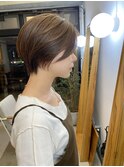 ショートヘアーメルティーカラーくすみベージュマロンベージュ
