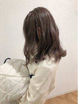 オーダイム(ou' dime) 暗めグレージュカラー