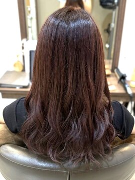 エクリュ 千葉(ecru) ピンクブラウン/ふわふわロング/ピンクヘアー/透明感カラー