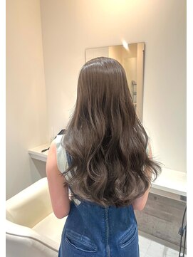 ノーチェ(noche) 透明感カラー+レイヤースタイル