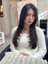 ジィルム(XELM)&nbsp;ハイライトカラーミルクティーベージュレイヤーカット