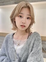 ハイトーンボブ　外ハネボブ　レイヤーボブ　くびれボブ