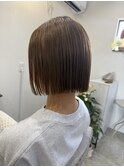 切りっぱなしボブ