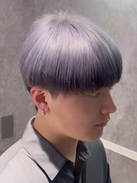 ゴールド 京都 三条(GOALD) シルバーカラー刈り上げセンターパート