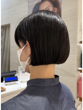 ピークアブー アヴェダ ギンザシックス(PEEK-A-BOO AVEDA GINZASIX) 黒髪ボブ