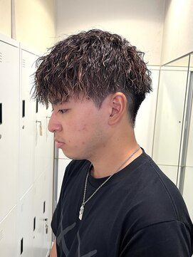 メンズサロンスタイル 茅ヶ崎(Men's salon STYLE) MEN’S HAIR/縦落ちパーマ/刈り上げマッシュ/茅ヶ崎
