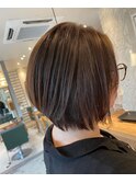 ショートボブ