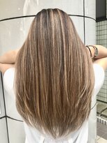 キートス(Kiitos)&nbsp;ミックスハイライトレイヤーカットミルクティーベージュ　北千住