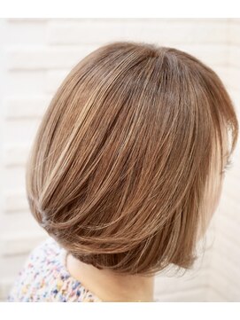 ヘアサロン ササ(hair salon sasa) グレージュカラー ボブスタイル