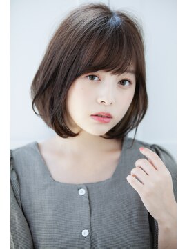 リル 7F 銀座(Rire) 【Rire-リル銀座-】ワンカールひし形ボブ