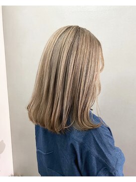 シェリ ヘアデザイン(CHERIE hair design) ホワイトグレージュ☆
