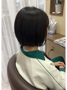コアフィールフィス(COIFFURE fils) 《見附　今町》学生カット　ミニボブ　ミディ