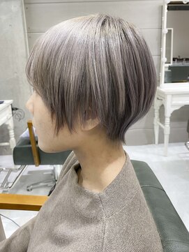 デイズ(days) イメチェンくびれショートカット グレージュカラー20代/30代40代