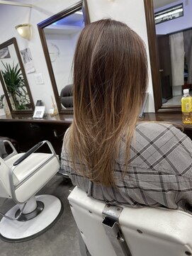 ムーブ(Moob) ブリーチで作る自然な"グラデーションカラー"【別府】